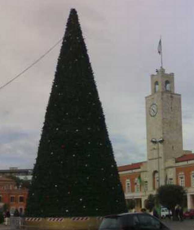 albero-di-Natale-Latina